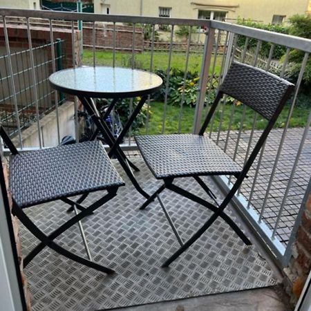 Apartamento Am Bahnhof Zwickau Exterior foto