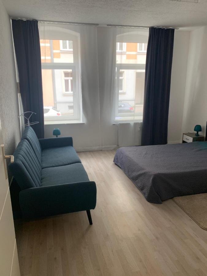 Apartamento Am Bahnhof Zwickau Exterior foto